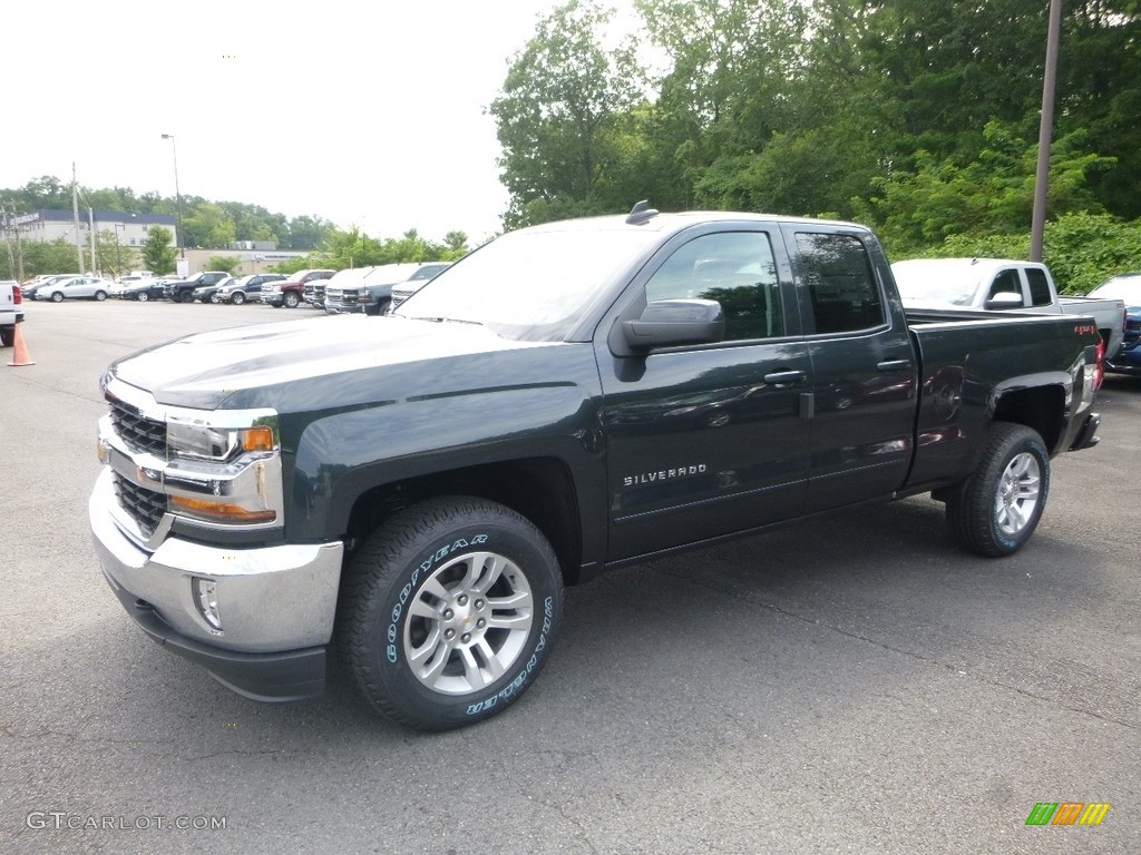 Graphite Metallic 2018 Chevrolet Silverado 1500 LT Double Cab 4x4 Exterior Photo #121872649