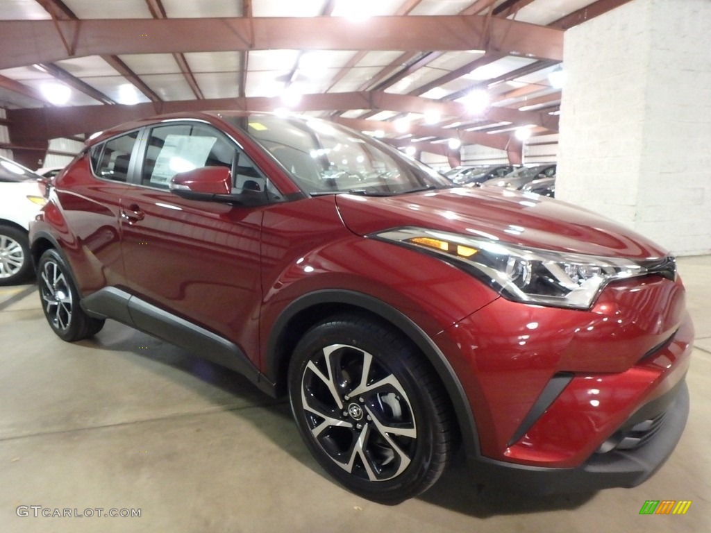 2018 C-HR XLE - Ruby Flare Pearl / Black photo #1