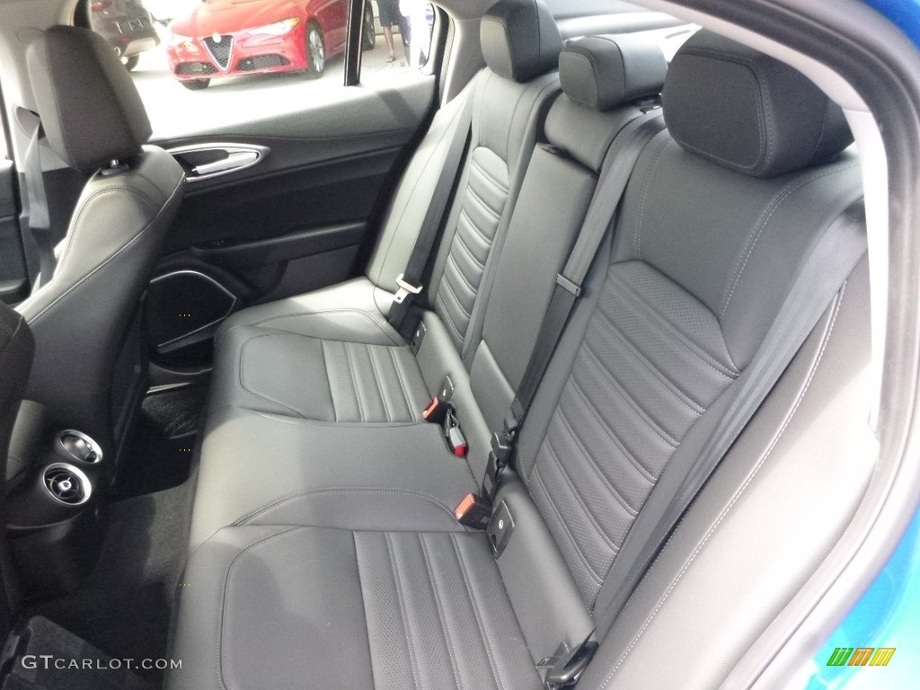 2017 Alfa Romeo Giulia Ti AWD Rear Seat Photo #121874239