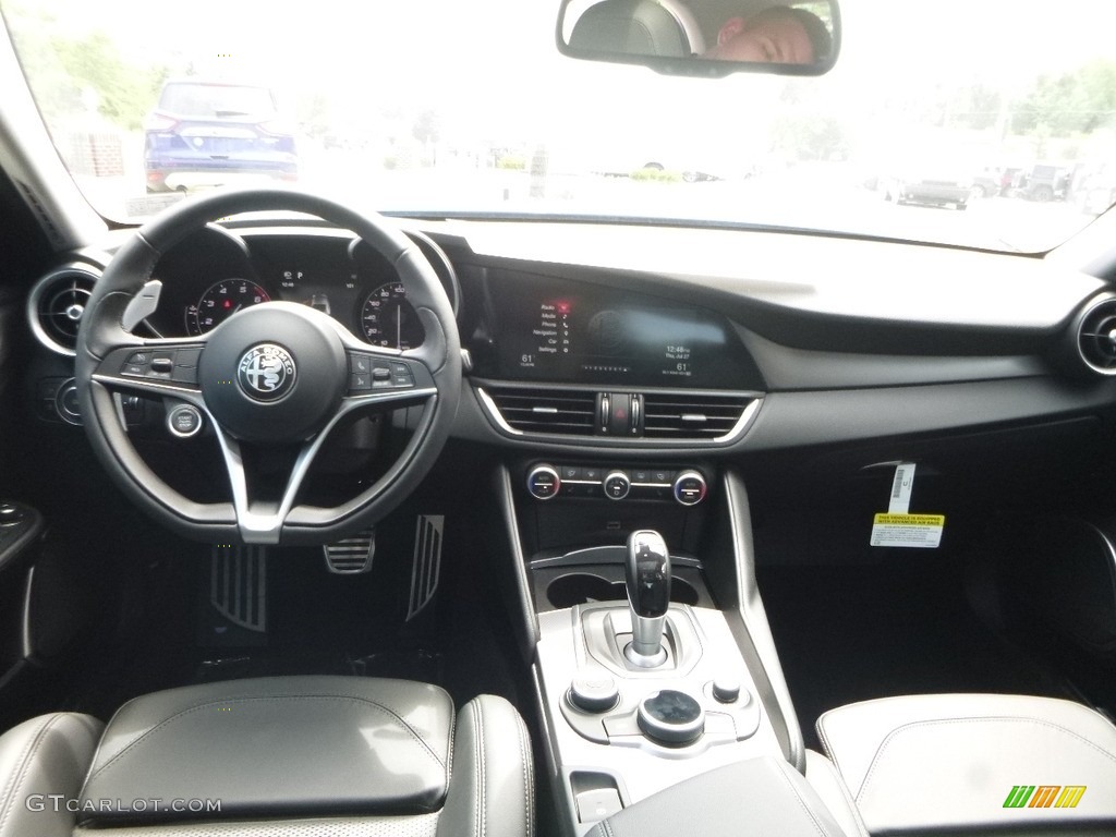 2017 Alfa Romeo Giulia Ti AWD Black Dashboard Photo #121874263