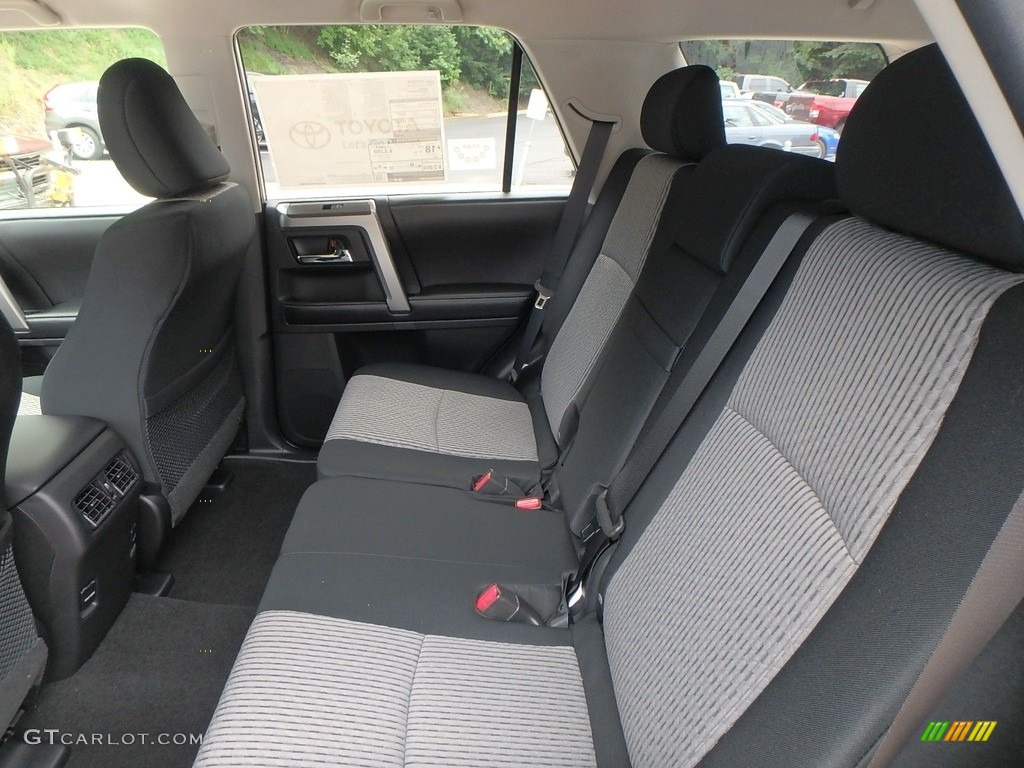 2017 Toyota 4Runner SR5 4x4 Rear Seat Photos