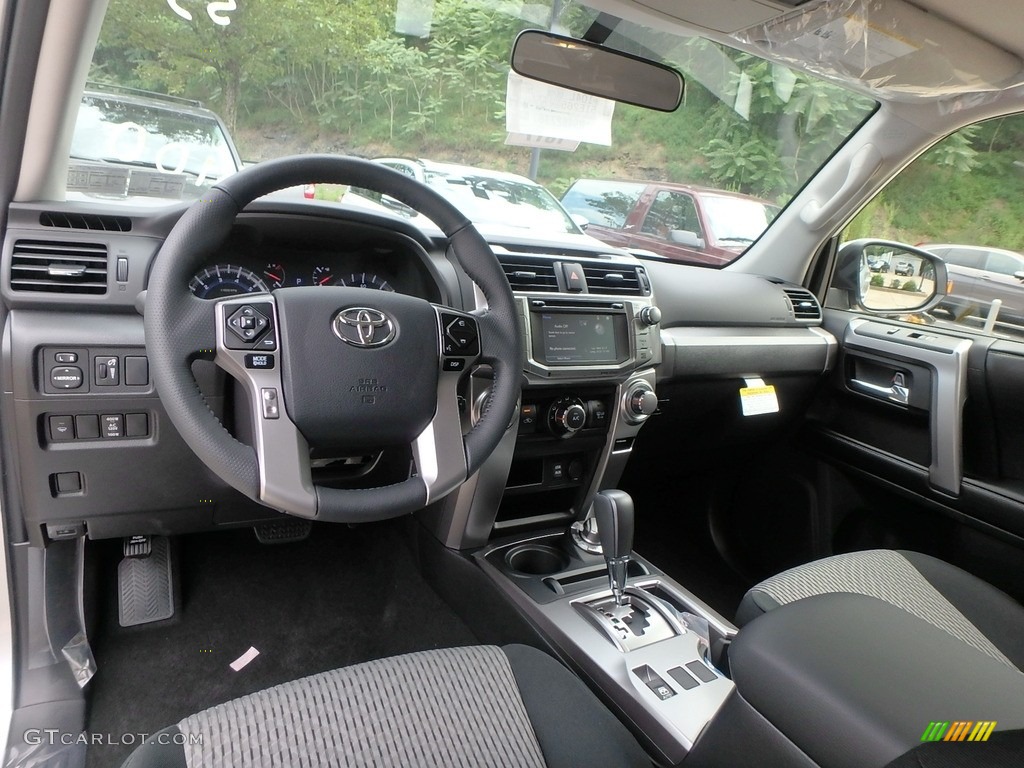 Black Interior 2017 Toyota 4Runner SR5 4x4 Photo #121875484