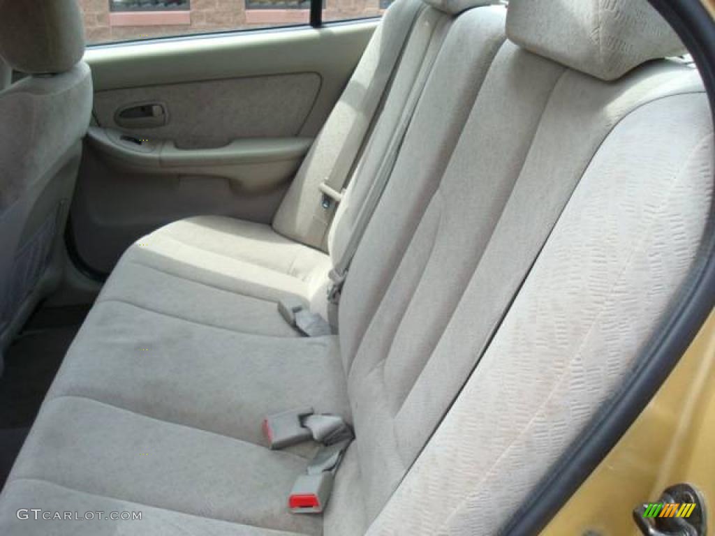 2004 Elantra GLS Sedan - Hazelnut / Beige photo #11