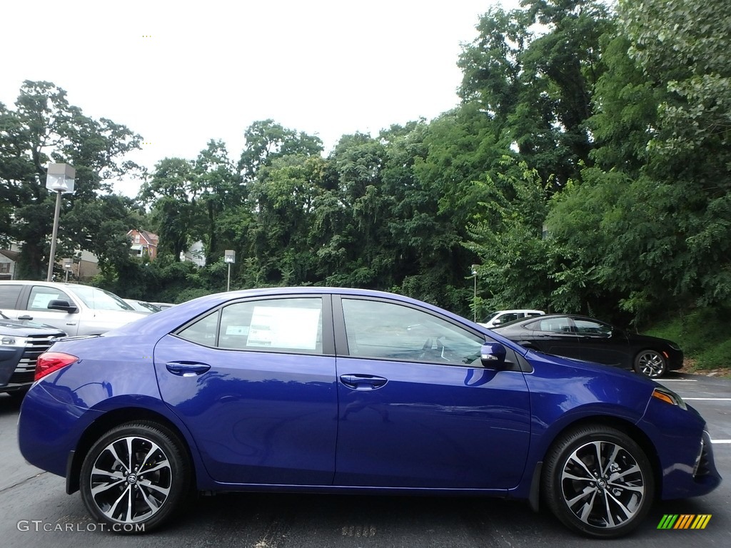 2017 Corolla SE - Blue Crush Metalic / Black photo #2