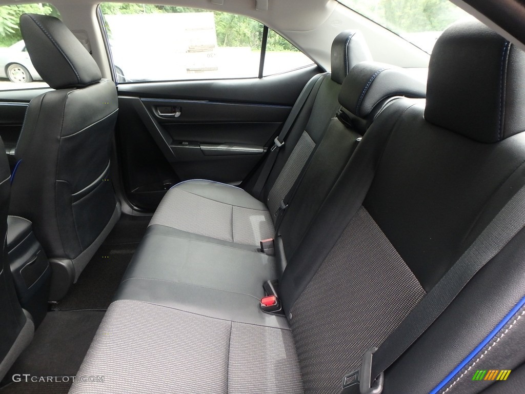 2017 Corolla SE - Blue Crush Metalic / Black photo #7