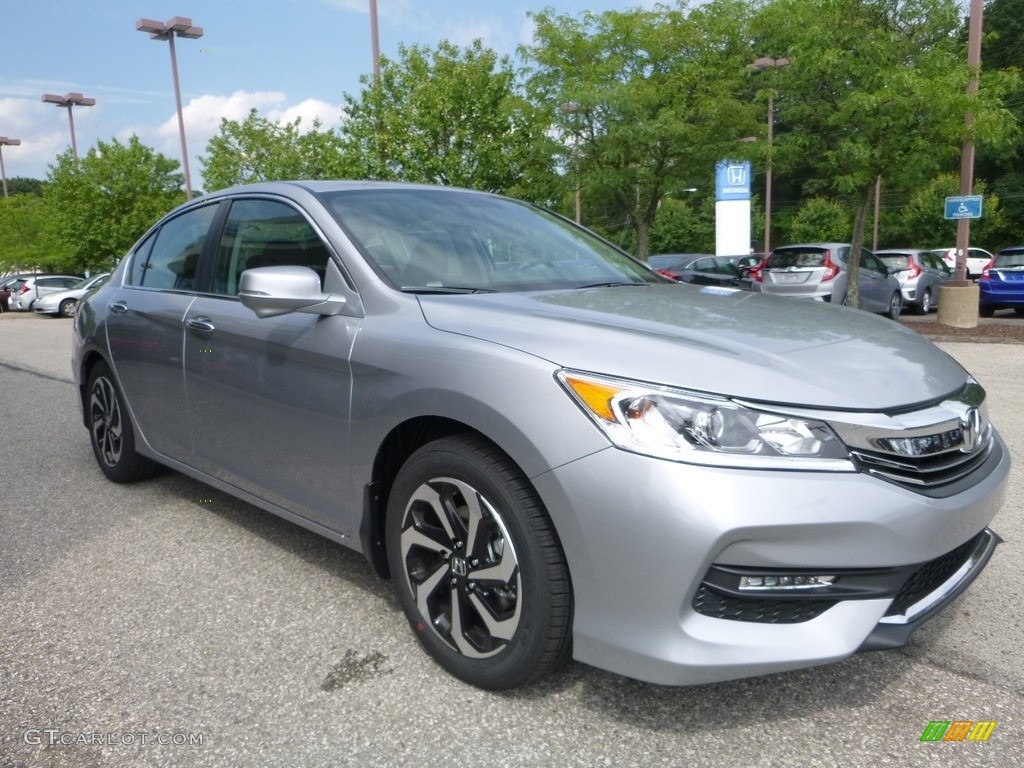 2017 Honda Accord EX Sedan Exterior Photos