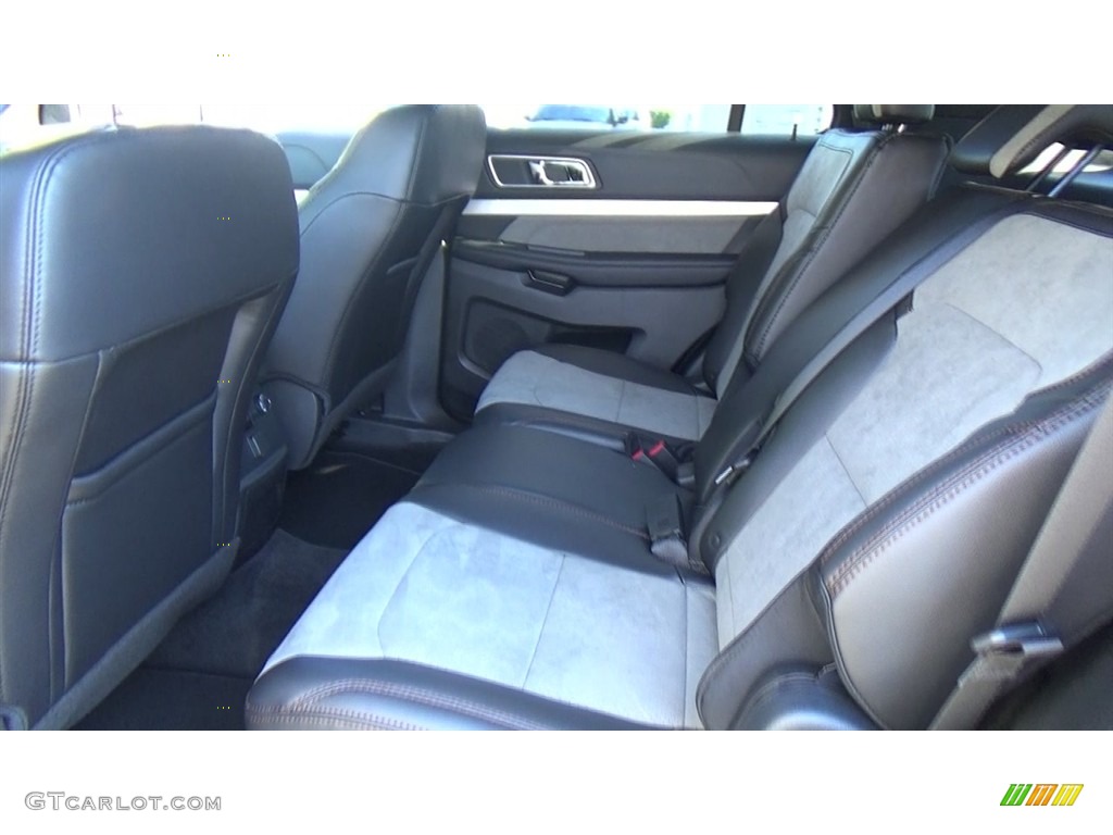 2017 Explorer XLT 4WD - Blue Jeans / Ebony Black photo #17