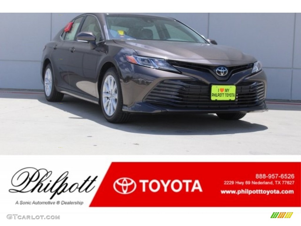 2018 Camry LE - Brownstone / Ash photo #1