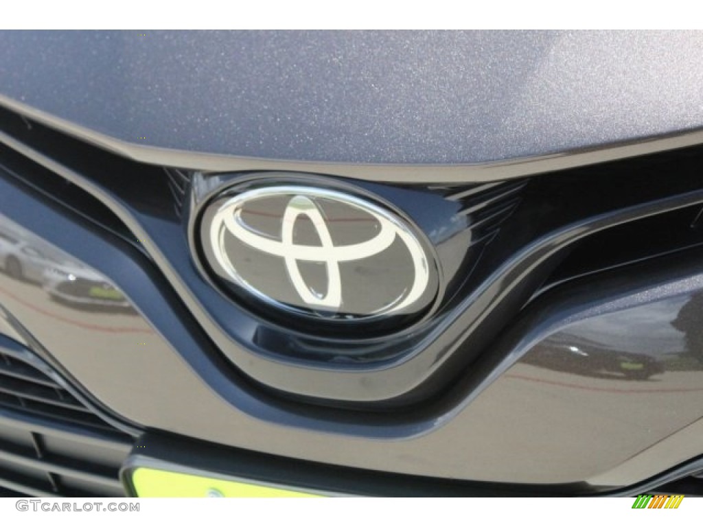 2018 Camry LE - Brownstone / Ash photo #4