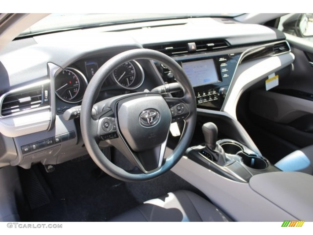 2018 Camry LE - Brownstone / Ash photo #10