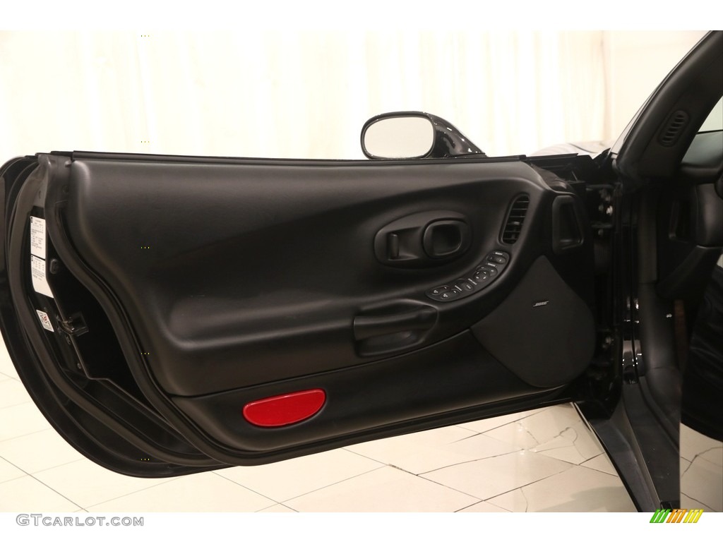 2002 Chevrolet Corvette Convertible Black Door Panel Photo #121887961