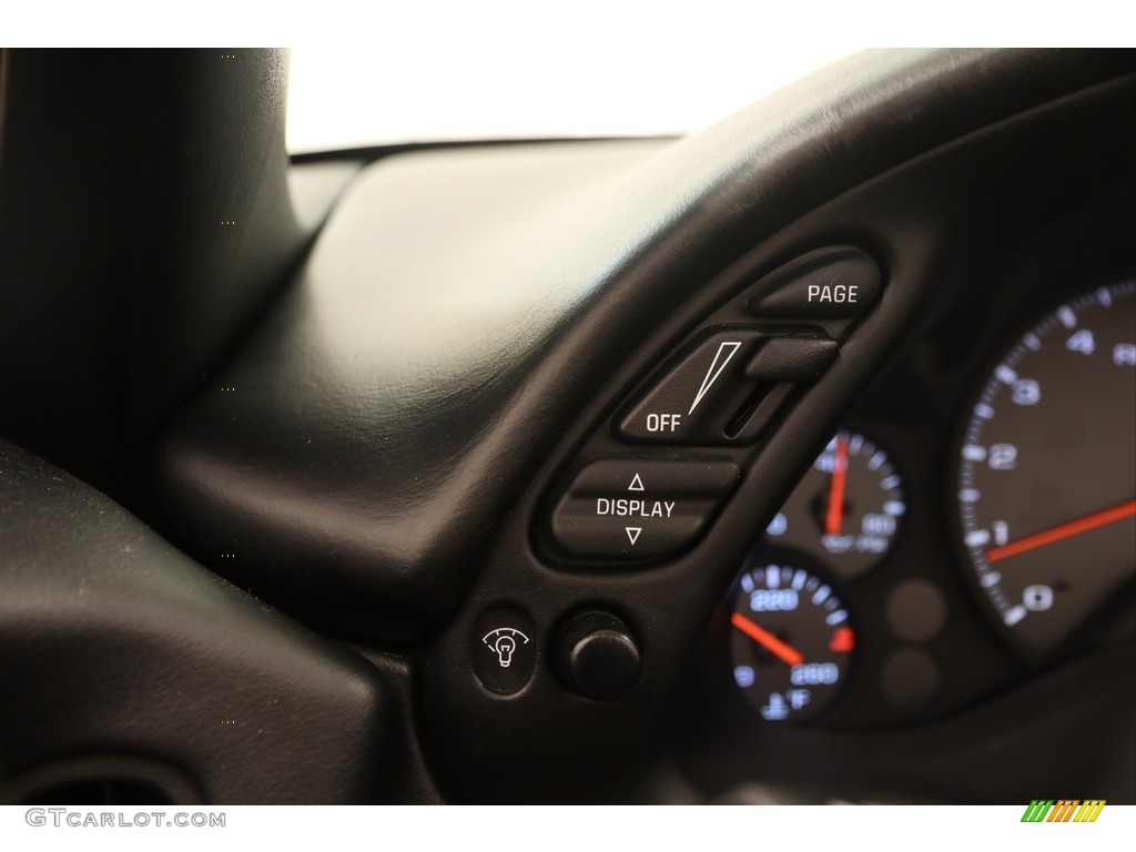 2002 Chevrolet Corvette Convertible Controls Photo #121888102