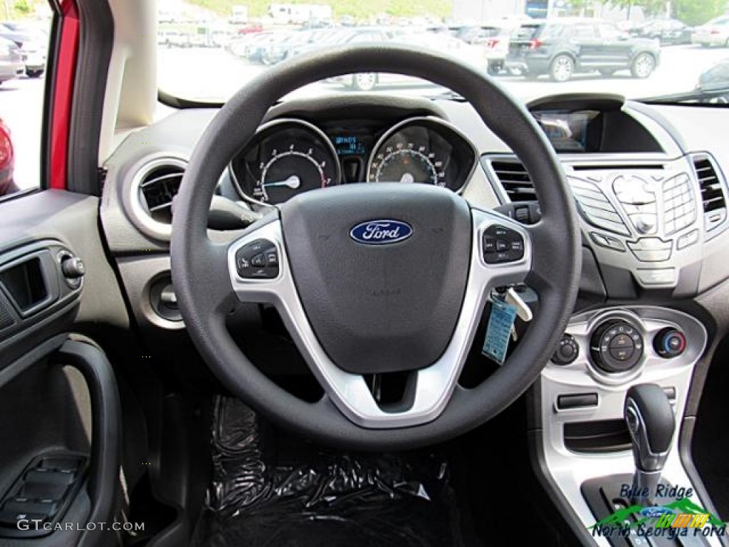 2017 Fiesta SE Sedan - Ruby Red / Charcoal Black photo #16