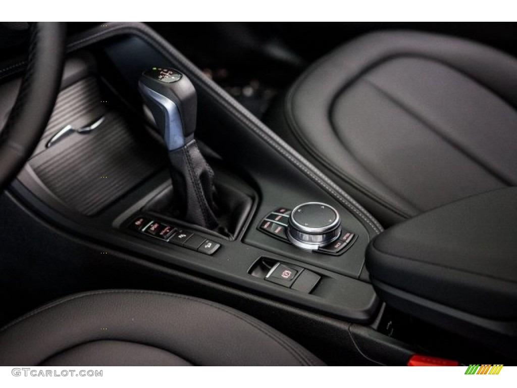 2017 X1 xDrive28i - Sparkling Brown Metallic / Black photo #19