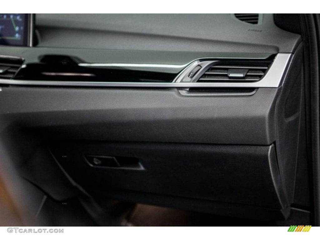 2017 X1 xDrive28i - Sparkling Brown Metallic / Black photo #25