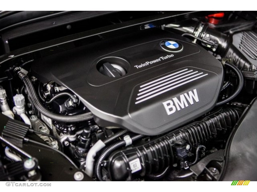 2017 X1 xDrive28i - Sparkling Brown Metallic / Black photo #28