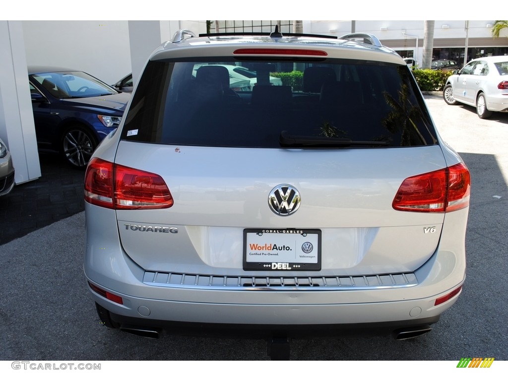 2014 Touareg V6 Lux 4Motion - Cool Silver Metallic / Black Anthracite photo #7