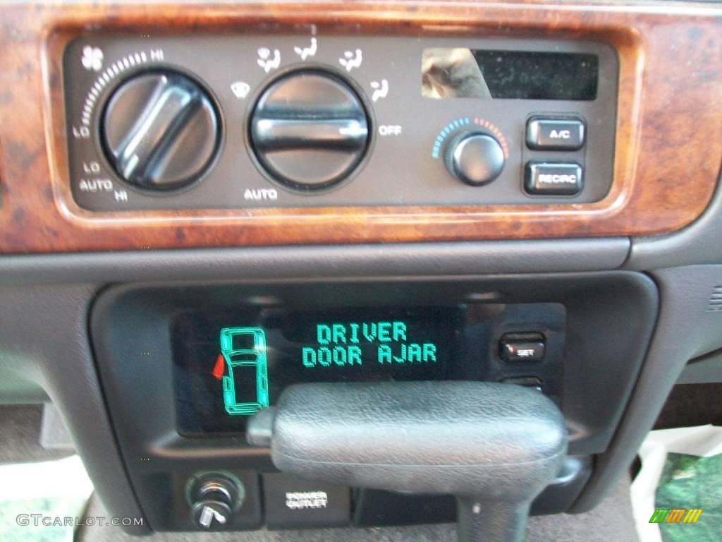 1996 Grand Cherokee Limited 4x4 - Charcoal Gold Satin / Agate photo #14