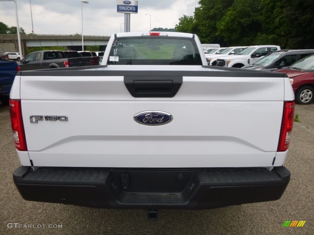 2017 F150 XL Regular Cab 4x4 - Oxford White / Earth Gray photo #5