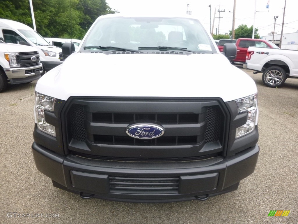 2017 F150 XL Regular Cab 4x4 - Oxford White / Earth Gray photo #9