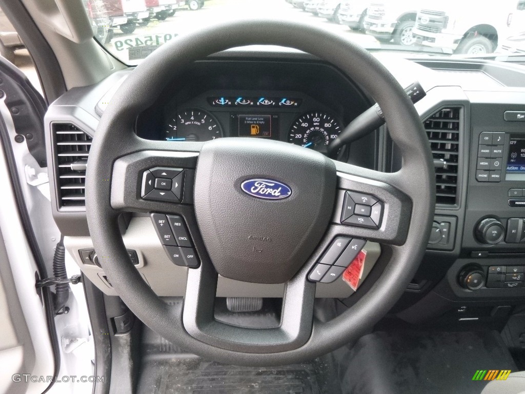 2017 F150 XL Regular Cab 4x4 - Oxford White / Earth Gray photo #16