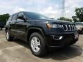 2017 Diamond Black Crystal Pearl Jeep Grand Cherokee Laredo 4x4  photo #1