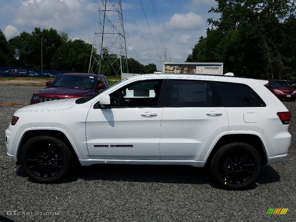 2017 Grand Cherokee Laredo 4x4 - Bright White / Black photo #3