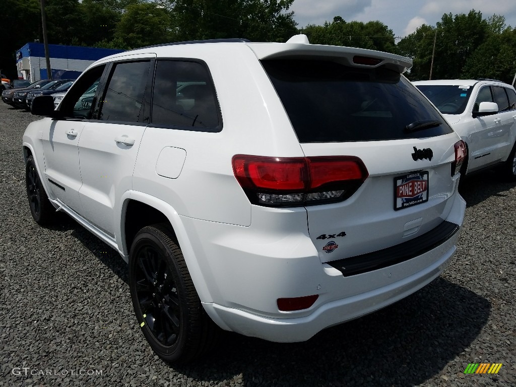 2017 Grand Cherokee Laredo 4x4 - Bright White / Black photo #4