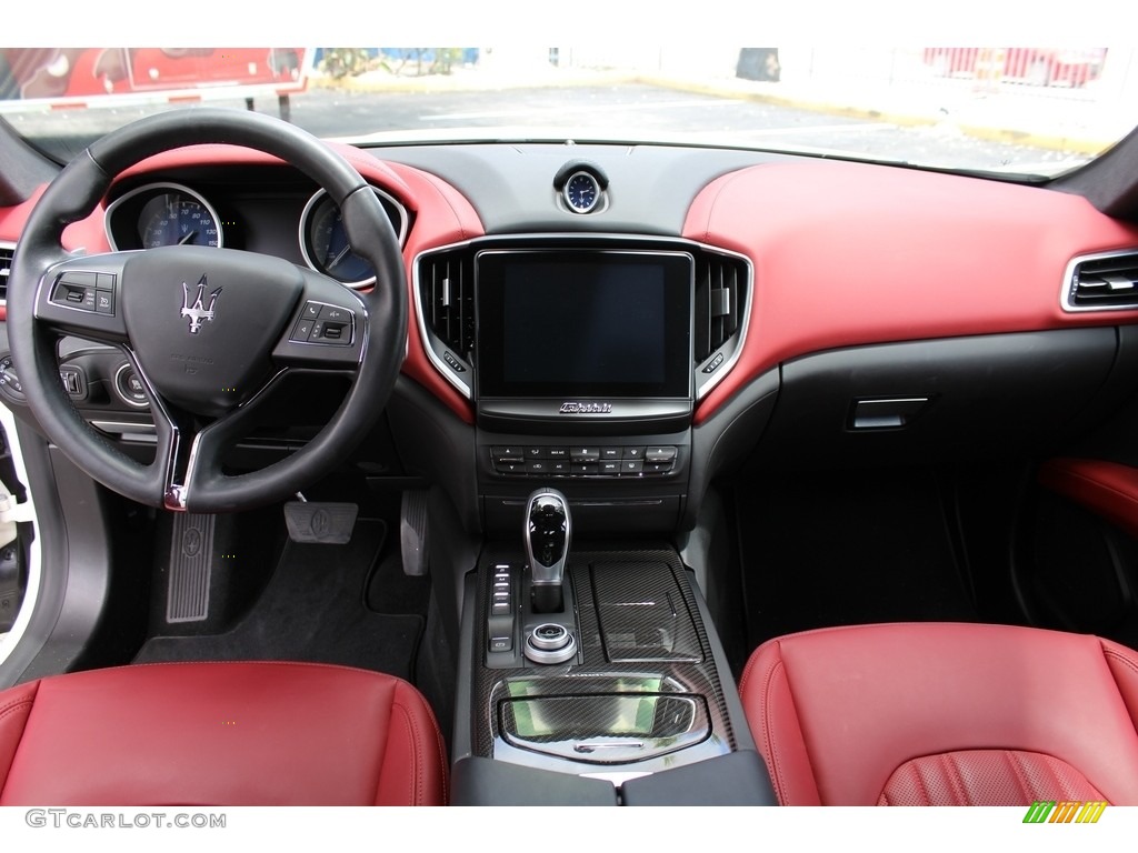 2017 Maserati Ghibli S Q4 Rosso Dashboard Photo #121906480