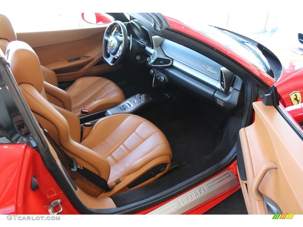Beige Interior 2013 Ferrari 458 Spider Photo #121907038