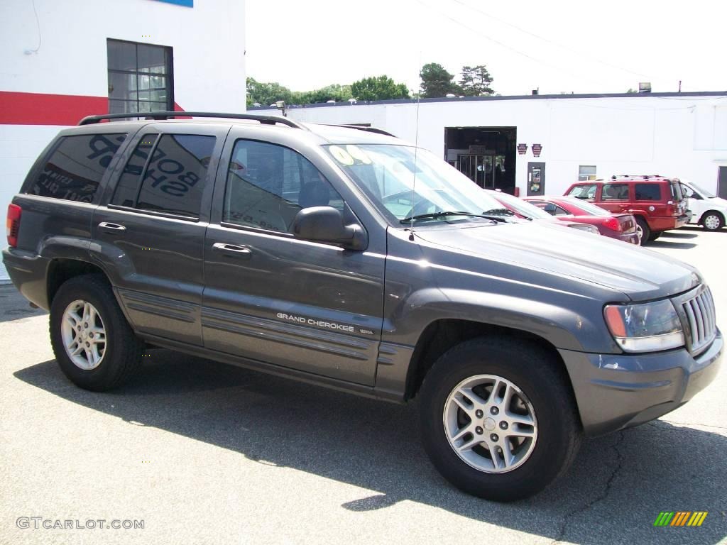 2004 Grand Cherokee Laredo 4x4 - Graphite Metallic / Dark Slate Gray photo #7