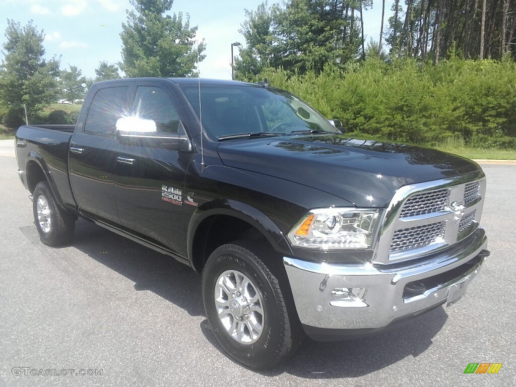 2017 2500 Laramie Crew Cab 4x4 - Brilliant Black Crystal Pearl / Black photo #4