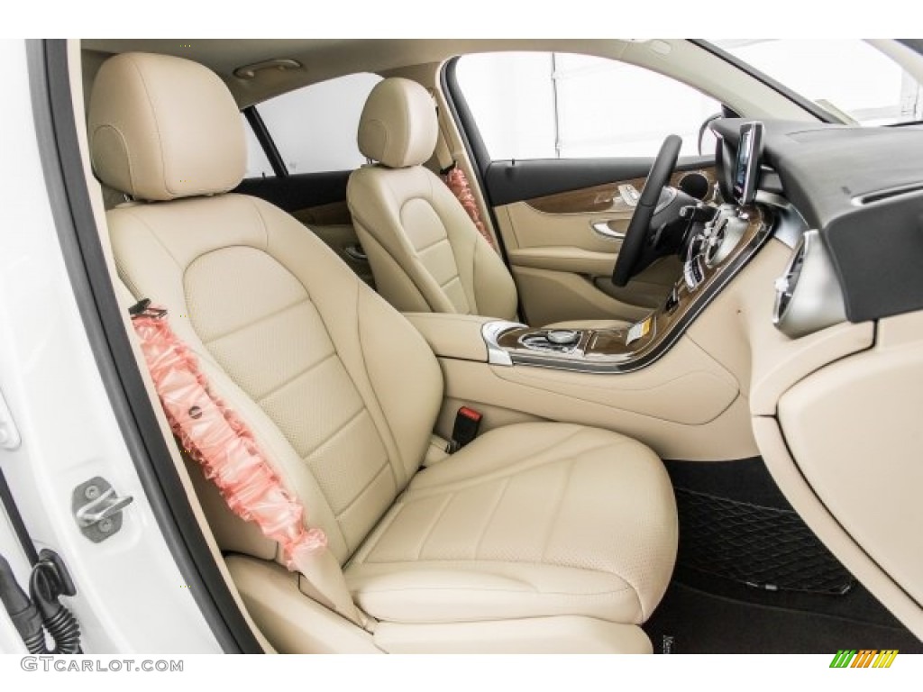 Silk Beige/Black Interior 2018 Mercedes-Benz GLC 300 Photo #121921386