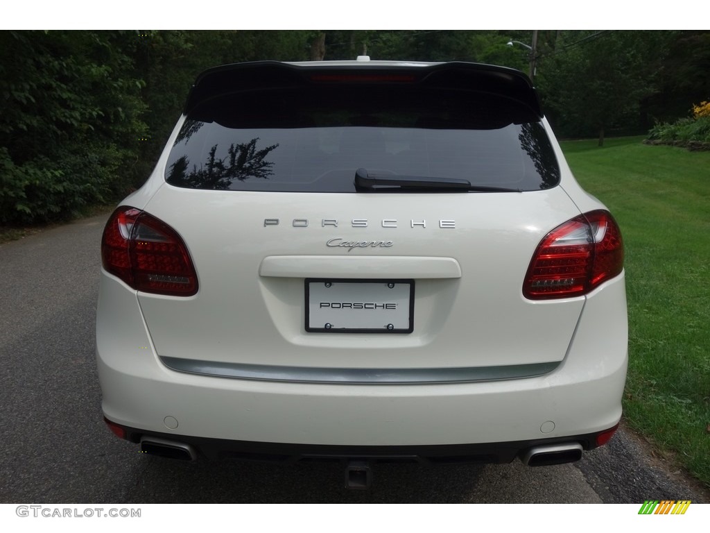 2011 Cayenne  - Sand White / Black photo #5