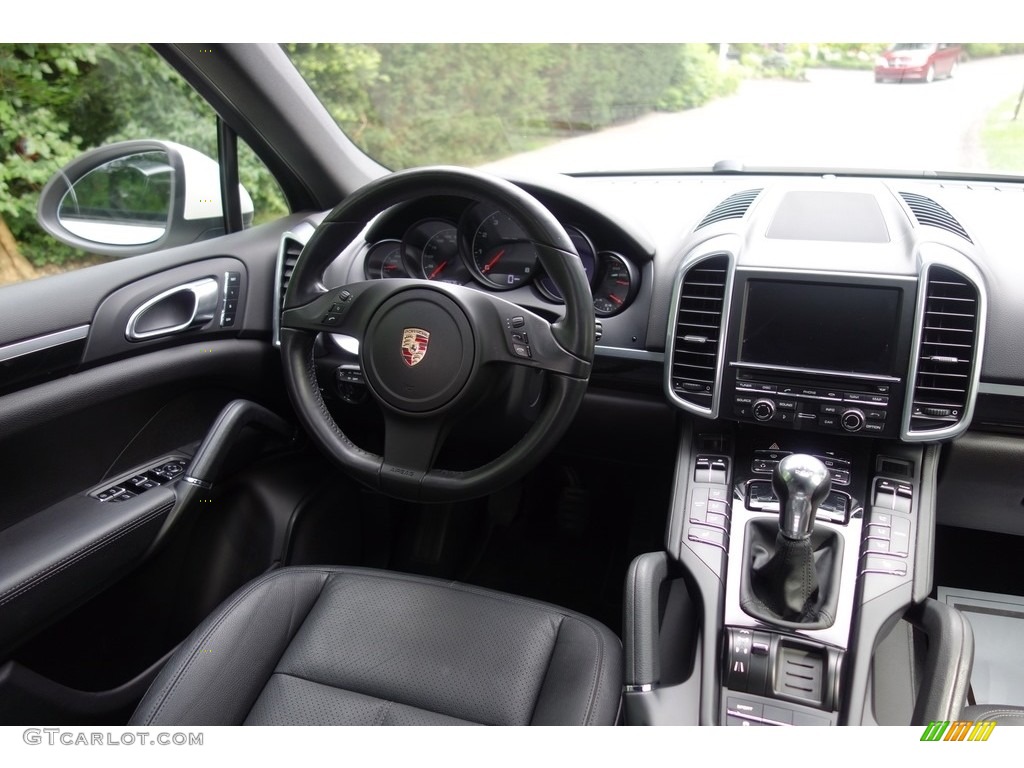 2011 Cayenne  - Sand White / Black photo #13