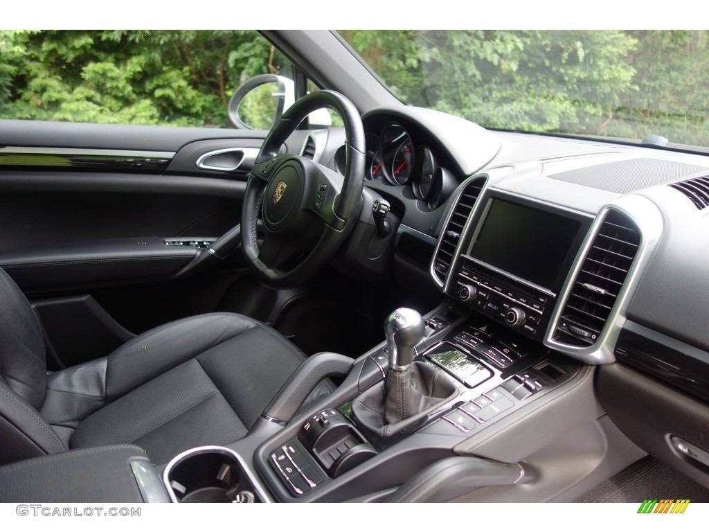 2011 Cayenne  - Sand White / Black photo #18