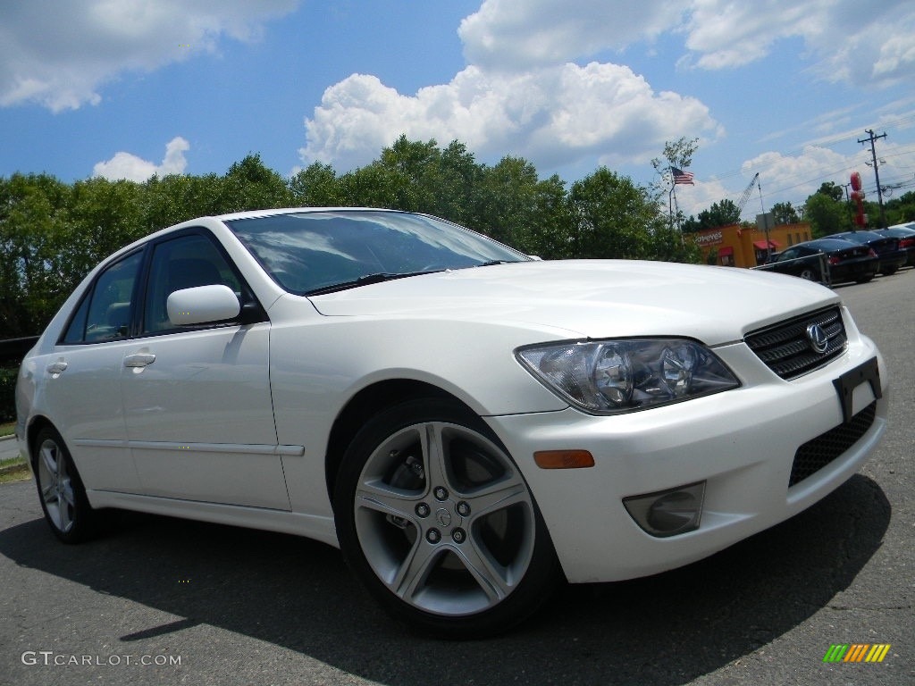 2004 IS 300 - Crystal White / Ivory photo #2