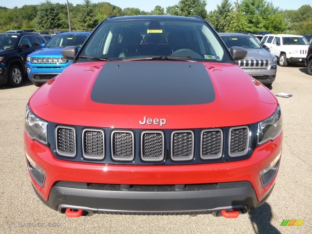 2017 Compass Trailhawk 4x4 - Redline 2 Coat Pearl / Black/Ruby Red photo #8