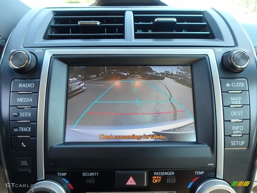 2013 Camry Hybrid XLE - Clearwater Blue Metallic / Ivory photo #21
