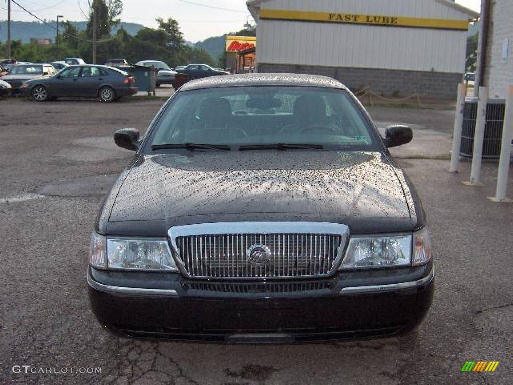 2004 Grand Marquis LS - Black Clearcoat / Medium Parchment photo #5