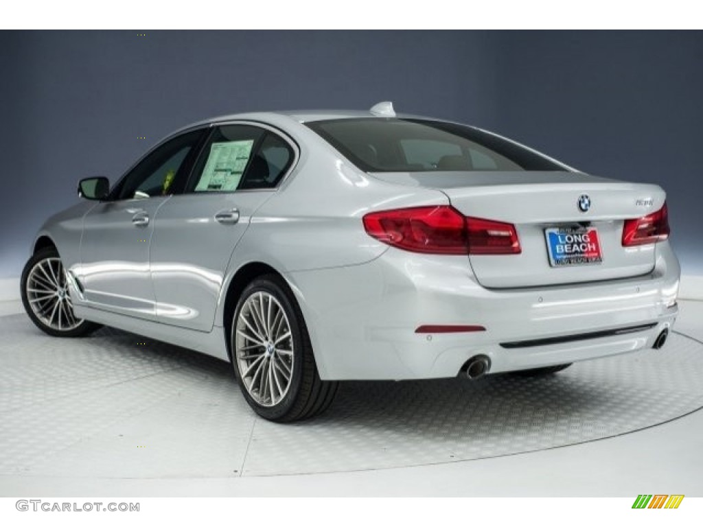 2017 5 Series 530i Sedan - Glacier Silver Metallic / Black photo #3