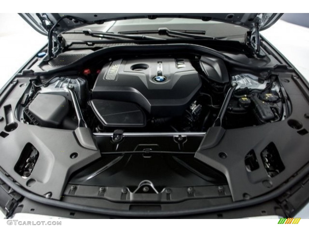 2017 5 Series 530i Sedan - Glacier Silver Metallic / Black photo #8