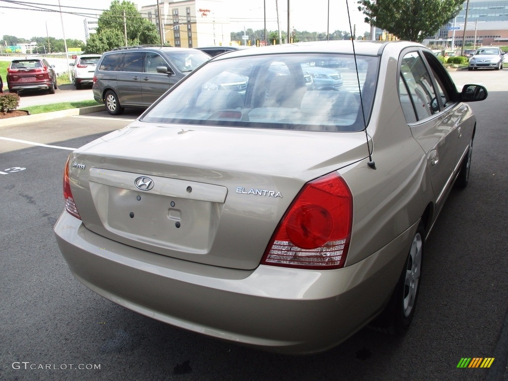 2006 Elantra GLS Sedan - Champagne Beige / Beige photo #5