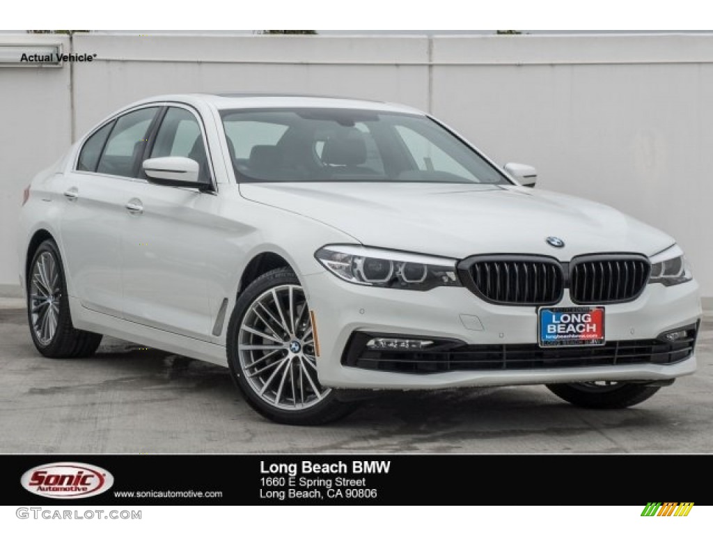 2017 5 Series 530i Sedan - Alpine White / Black photo #1