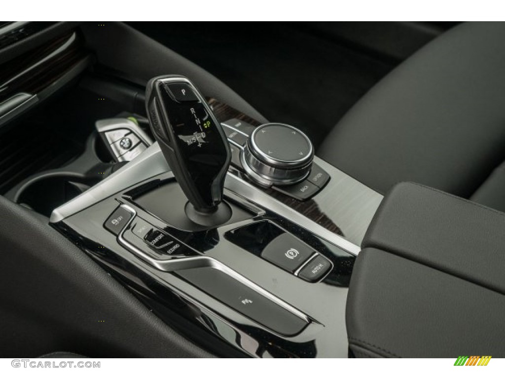 2017 5 Series 530i Sedan - Alpine White / Black photo #7