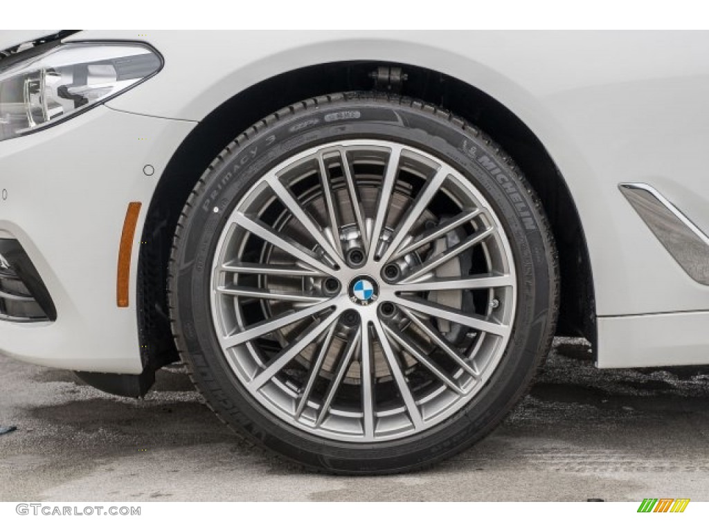 2017 5 Series 530i Sedan - Alpine White / Black photo #9
