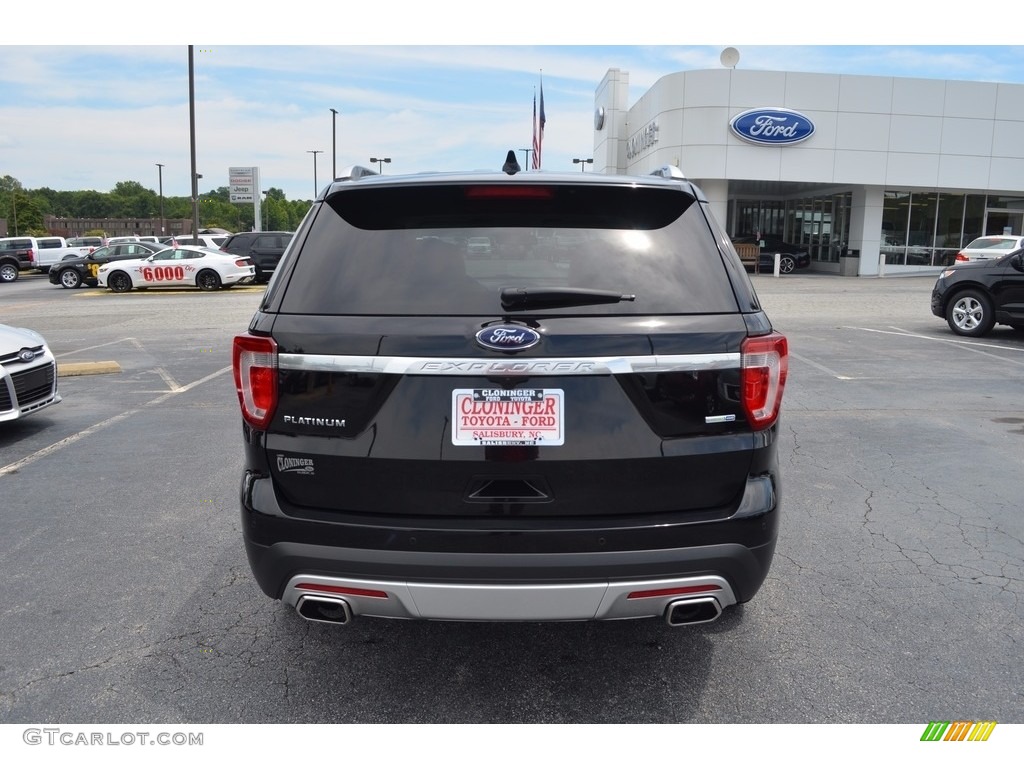 2016 Explorer Platinum 4WD - Shadow Black / Platinum Medium Soft Ceramic Nirvana Leather photo #4
