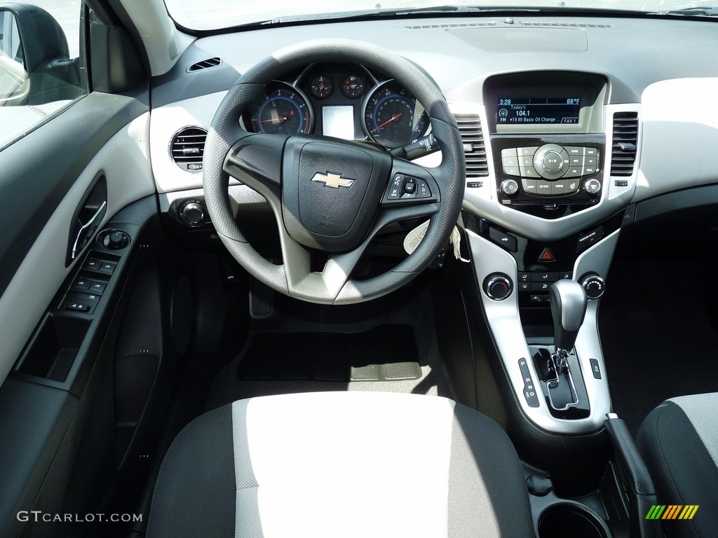 2015 Cruze LS - Black Granite Metallic / Jet Black/Medium Titanium photo #12