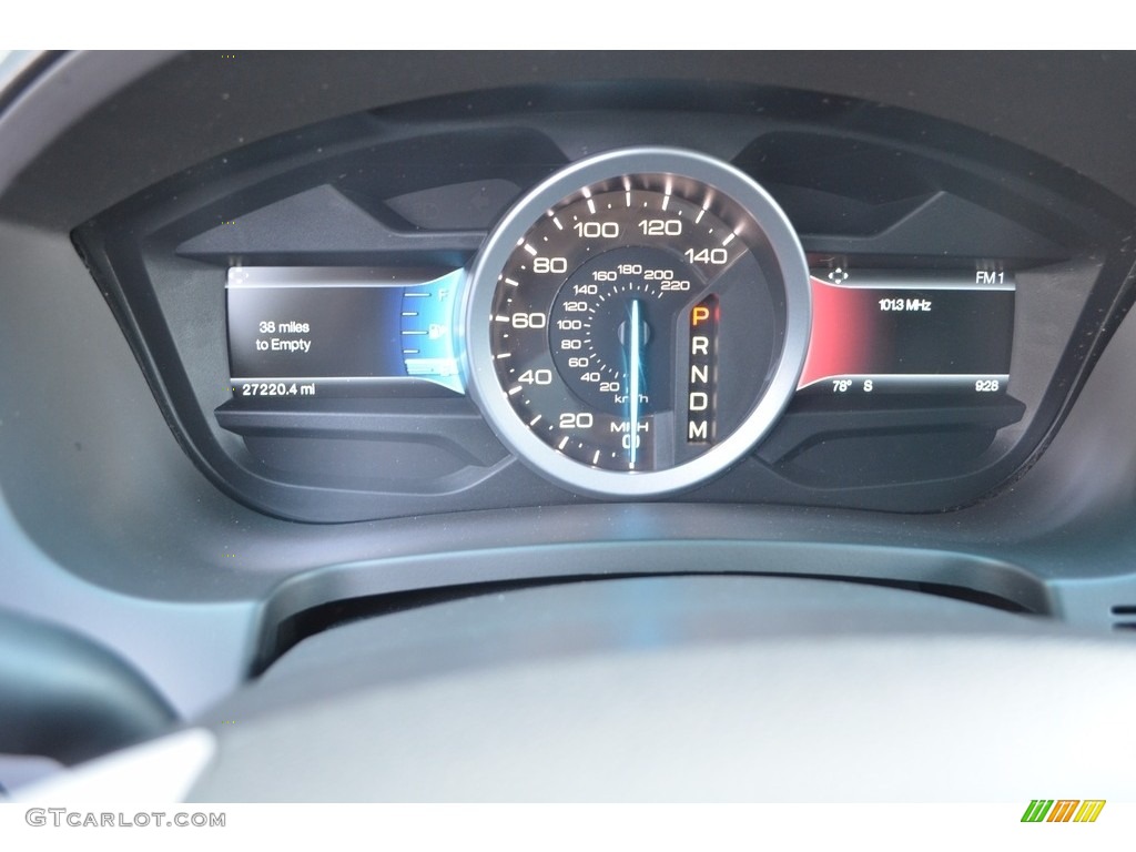 2015 Explorer XLT 4WD - Oxford White / Medium Light Stone photo #25