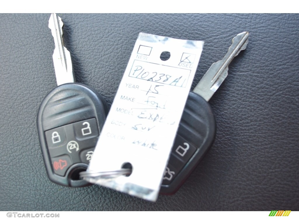 2015 Explorer XLT 4WD - Oxford White / Medium Light Stone photo #28